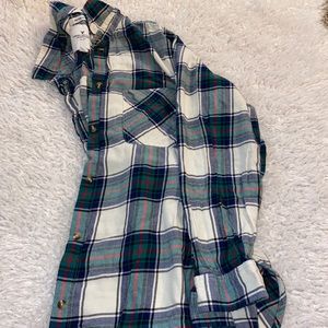 AE flannel button down